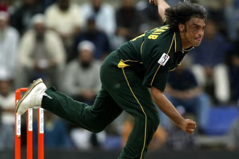 Top 15 Fastest Bowlers in the World (2025 Updated List)
